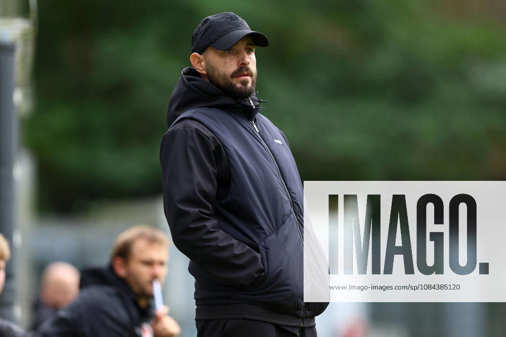 Alexander Hahn, Coach, FC St. Pauli U23 Soccer I Men s Team I Regionalliga Nord I 2026–2027 Season I Matchday 13 I FC St. Pauli U23 vs. HSC Hannover I October 11, 2026 I Edmund Plambeck Stadium