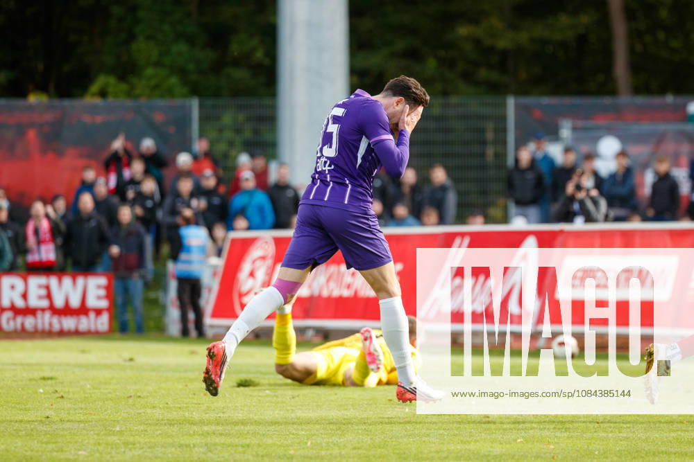 Marcel Bär Aue is disappointed, angry, frustrated, upset GER, Greifswalder FC vs. FC Erzgebirge Aue, soccer, men s, Northeast Regional League, Matchday 12, 2026–2027 season, October 11, 2026, Greifswald Volksstadion, Mecklenburg-Western Pomerania, Germany
