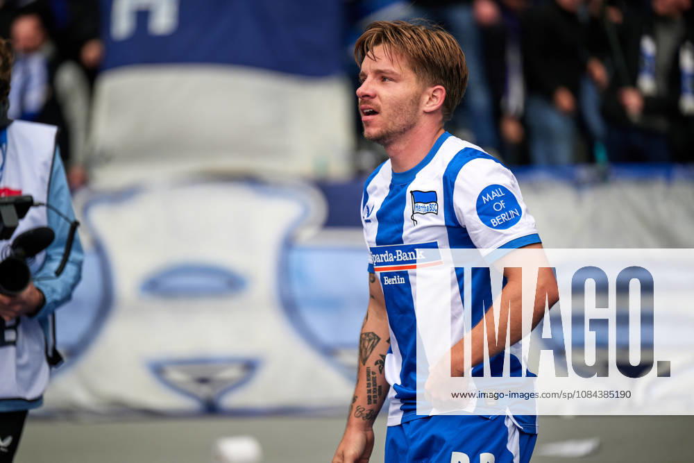 Mads Pedersen, Hertha BSC, 22, shot on goal for the 1-0 lead; Hertha celebrates; Mads Pedersen, Hertha BSC, 22, GER; Hertha BSC vs. SPVGG Greuther Fürth, 2. Bundesliga, 2026–27 season, Matchday 7, October 11, 2026. DFL regulations prohibit any use of photographs as image sequences and or quasi-video. GER, Hertha BSC vs. SPVGG Greuther Fürth, 2. Bundesliga, 2026–27 season, Matchday 7, October 11, 2026, Berlin