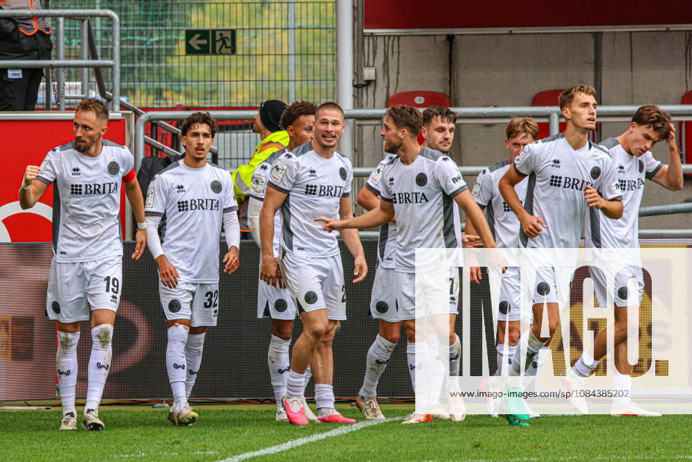 Florian Huebner of SV Wehen Wiesbaden, No. 19, celebrates after scoring the 0-1 goal in the match between FC Ingolstadt 04 and SV Wehen Wiesbaden on October 11, 2026, DFB regulations prohibit any use of photographs as image sequences and or quasi-video. GER, Soccer, 3. Liga, Matchday 8, FC Ingolstadt 04 vs. SV Wehen Wiesbaden, October 11, 2026, Audi Sportpark Ingolstadt