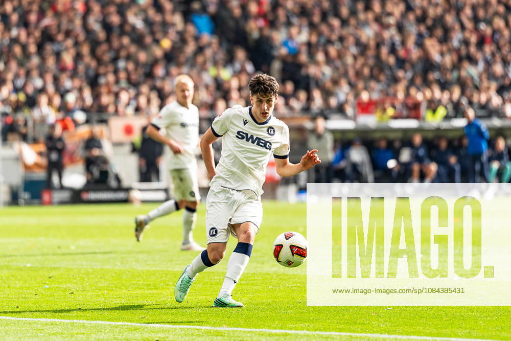 Deniz Ofli, Karlsruher SC, 03 on the Ball, GER, FC St. Pauli vs. Karlsruher SC, Soccer, 2. Bundesliga, Matchday 7, 2026–2027 Season, October 11, 2026 DFL regulations prohibit any use of photographs as image sequences and or quasi-video, GER, FC St. Pauli vs. Karlsruher SC, soccer, 2. Bundesliga, Matchday 7, 2026–2027 season, October 11, 2026, Hamburg