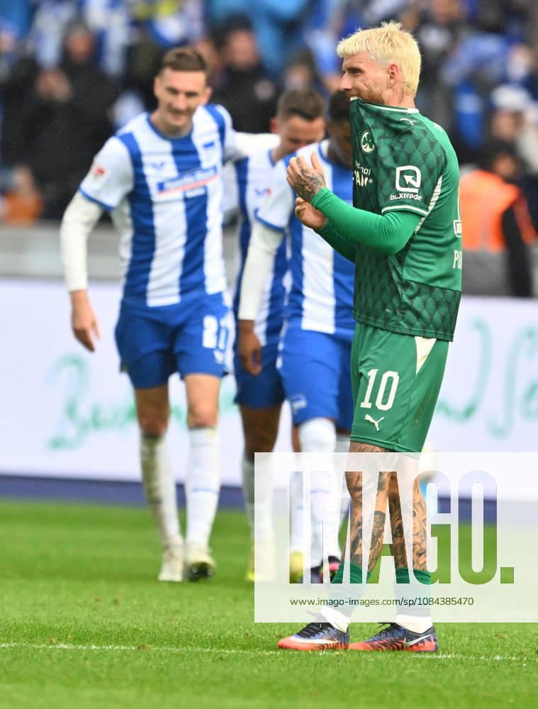 Soccer Season 2026–2027, Matchday 2, Bundesliga, Hertha BSC Berlin vs. SpVgg Greuther Fürth (Kleeblatt), Sports photo by Zink . DFL regulations prohibit any use of photographs as image sequences and or quasi-video; for editorial use only for editorial use only. Ole Pohlmann 10, SpVgg Greuther Fürth disappointed; disappointment in the back; goal celebration; jubilation; joy after a goal; shot on goal for the 2–0 by Paul Seguin 30, Hertha BSC