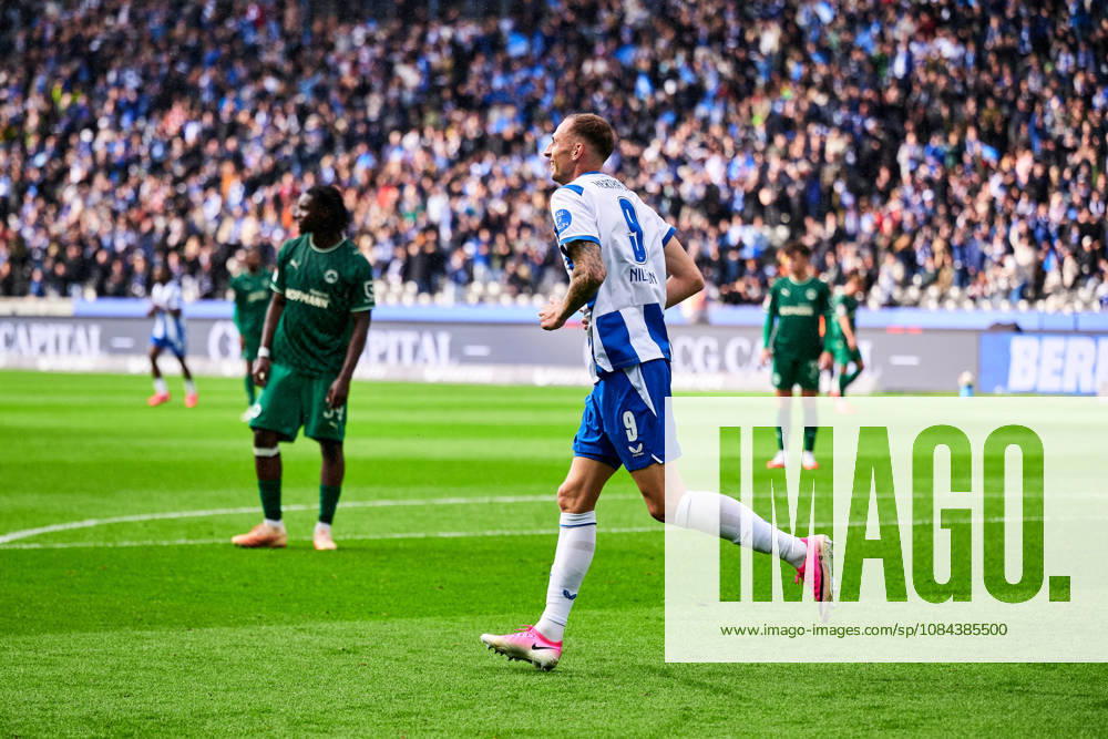 Hertha BSC Berlin celebrates a 2–0 lead, Gustaf Nilsson (Hertha BSC), 09, GER, Hertha BSC vs. SPVGG Greuther Fürth, 2. Bundesliga, 2026–27 season, Matchday 7, October 11, 2026. DFL regulations prohibit any use of photographs as image sequences and or quasi-video. GER, Hertha BSC vs. SPVGG Greuther Fürth, 2. Bundesliga, 2026–27 season, Matchday 7, October 11, 2026, Berlin