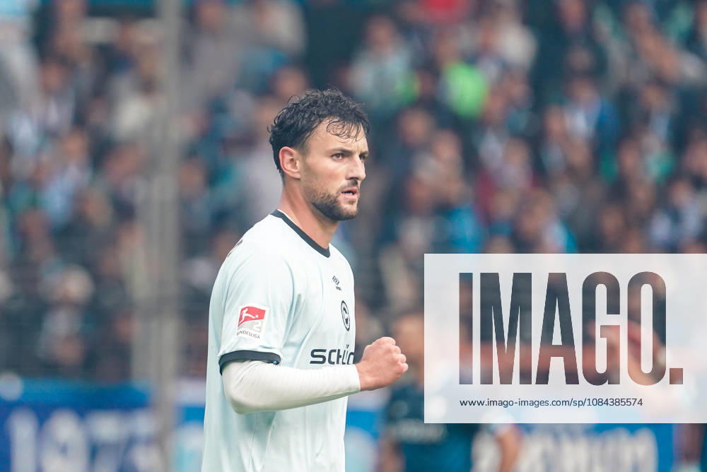 Germany Soccer 2. Bundesliga 2026–2027, Matchday 7: VfL Bochum vs. Arminia Bielefeld at Vonovia Ruhrstadion in Bochum—Goal celebration for Maximilian Bauer of Arminia Bielefeld, 5