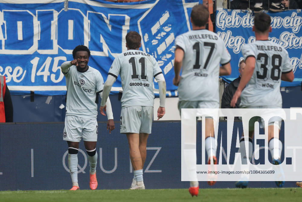 Soccer 2. Bundesliga, VfL Bochum vs. Arminia Bielefeld, goal: Benjamin Boakye, 0–1, Arminia Bielefeld vs. Bochum