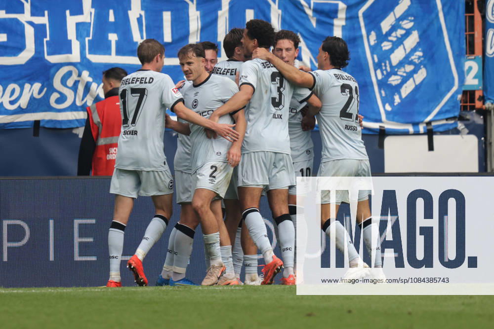 Soccer 2. Bundesliga, VfL Bochum vs. Arminia Bielefeld, goal: Benjamin Boakye, 0–1, Arminia Bielefeld vs. Bochum
