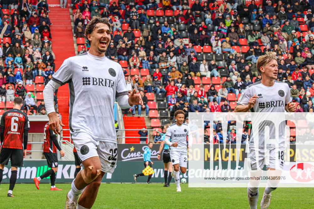 Raul Paula of SV Wehen Wiesbaden, No. 32, scores to make it 0–2 and celebrates—and rightly so—during the match between FC Ingolstadt 04 and SV Wehen Wiesbaden on October 11, 2026, DFB regulations prohibit any use of photographs as image sequences and or quasi-video. GER, Soccer, 3. Liga, Matchday 8, FC Ingolstadt 04 vs. SV Wehen Wiesbaden, October 11, 2026, Audi Sportpark Ingolstadt