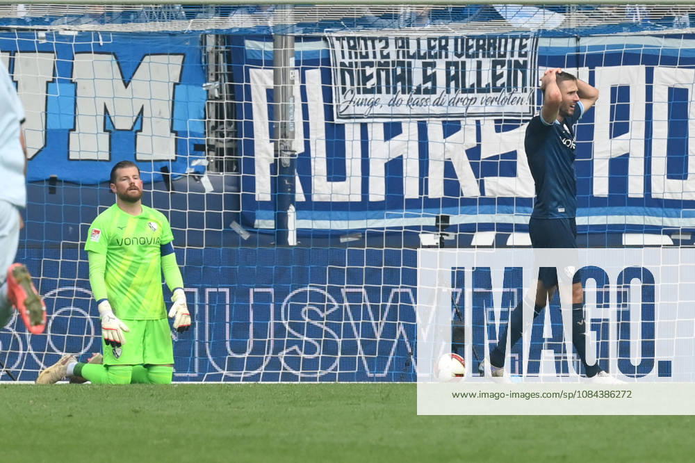 Shock for VfL Bochum goalkeeper Timo Horn (left) after the 0-1 loss on October 11, 2026, Soccer 2. Bundesliga, 2026–2027 season, Matchday 7, VfL Bochum vs. Arminia Bielefeld. DFL regulations prohibit any use of photographs as image sequences and or quasi-video. Bochum, Vonovia Ruhrstadion, North Rhine-Westphalia, Germany Team2