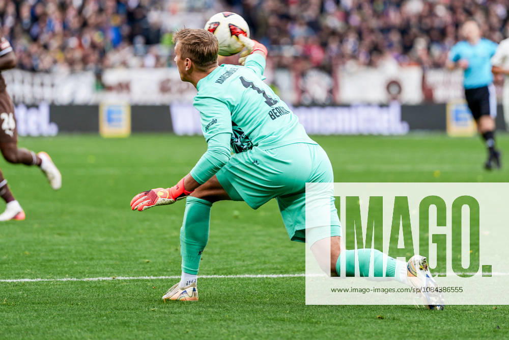 Germany Soccer 2. Bundesliga 2026–27, Matchday 7: FC St. Pauli vs. Karlsruher SC, Millerntor Stadium, Hamburg, St. Pauli, Hans Christian Bernat, Karlsruher SC, 1