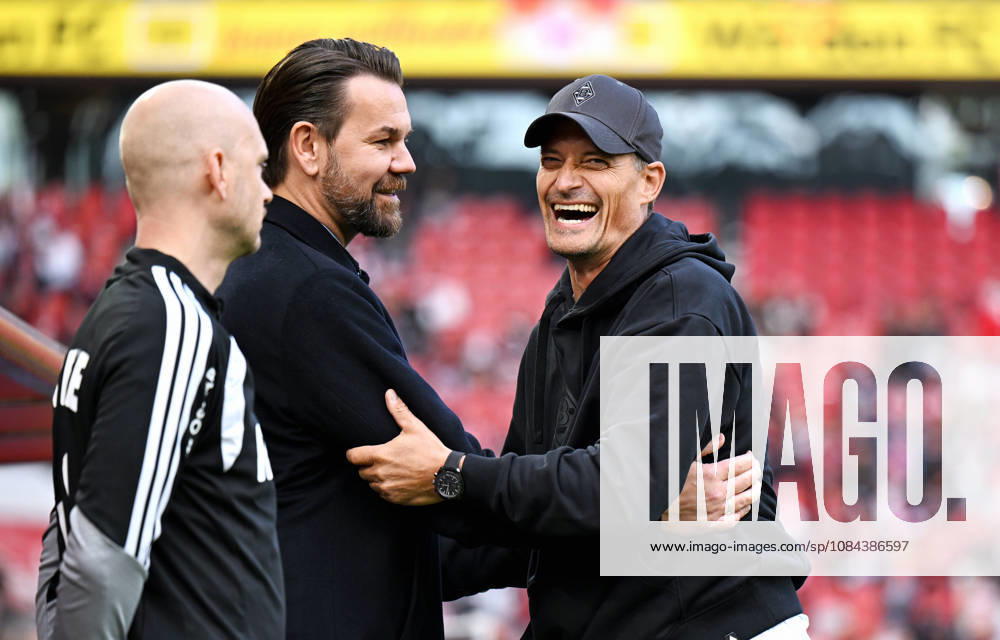 Cologne, Germany, Bundesliga 1, Matchday 5, Rhein Energie Stadium Cologne, 1. FC Köln vs. Borussia Mönchengladbach; Thomas Kessler (1. FC Köln), Head Coach Alexander Blessin (Borussia Mönchengladbach)