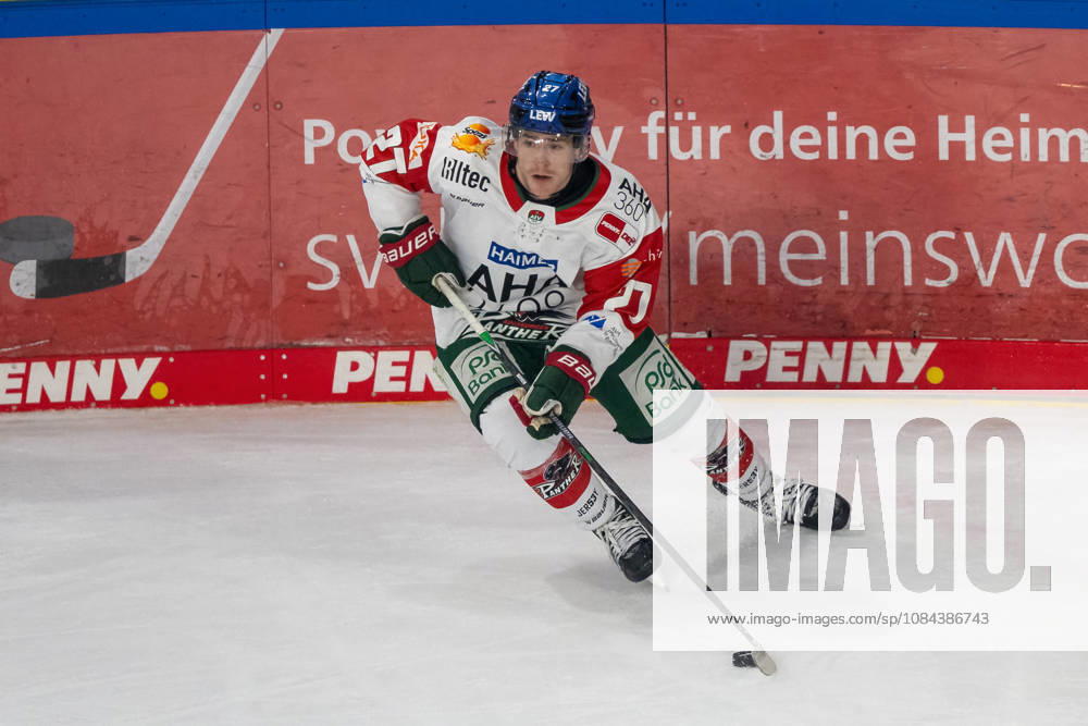 Kyle Mayhew, Augsburg Panthers, 27, with the puck: Krefeld Penguins vs. Augsburg Panthers, ice hockey, Penny DEL, Matchday 8, 2026–2027 season, October 11, 2026, Krefeld Pinguine vs. Augsburg Panthers, ice hockey, Penny DEL, Matchday 8, 2026–2027 season, October 11, 2026, Krefeld