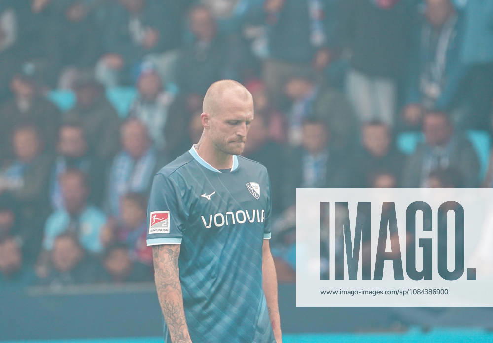 Germany Soccer 2. Bundesliga 2026–2027, Matchday 7: VfL Bochum vs. Arminia Bielefeld, Vonovia Ruhrstadion, Bochum; Disappointment for Philipp Hofmann of VfL Bochum, 33, Bochum, Vonovia Ruhrstadion, Germany
