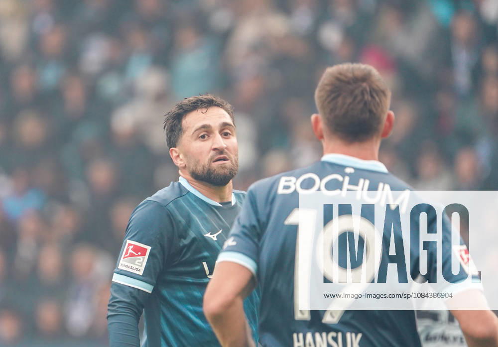 Germany Soccer 2. Bundesliga 2026–2027, Matchday 7: VfL Bochum vs. Arminia Bielefeld, Vonovia Ruhrstadion, Bochum—Gestures, Body Language, Emotion: Berkan Taz (VfL Bochum), 10 Daniel Hanslik (VfL Bochum), 19 Bochum, Vonovia Ruhrstadion, Germany