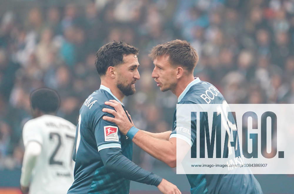 Germany Soccer 2. Bundesliga 2026–2027, Matchday 7: VfL Bochum vs. Arminia Bielefeld, Vonovia Ruhrstadion, Bochum—Gestures, Body Language, Emotion: Berkan Taz (VfL Bochum), 10 Daniel Hanslik (VfL Bochum), 19 Bochum, Vonovia Ruhrstadion, Germany
