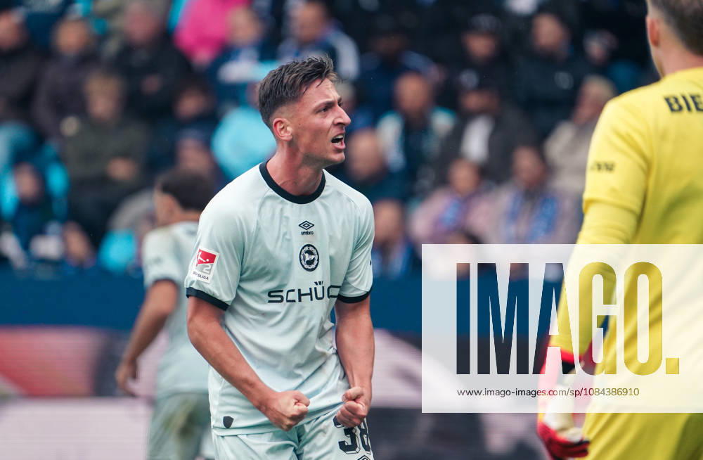 Germany Soccer 2. Bundesliga 2026–2027, Matchday 7: VfL Bochum vs. Arminia Bielefeld, Vonovia Ruhrstadion, Bochum—Gestures, Body Language, Emotion—Marius Wörl, Marius Woerl, Arminia Bielefeld, 38, Bochum, Vonovia Ruhrstadion, Germany