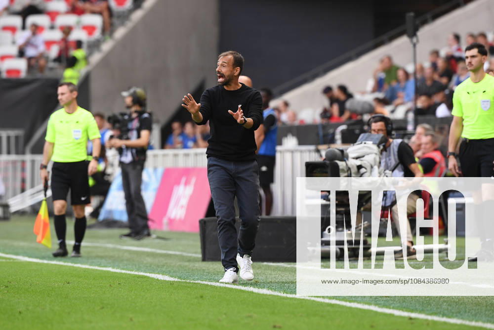 OGC Nice v RC Strasbourg Alsace - Ligue 1 McDonald s 2026 2027 Hugo OLIVEIRA Head Coach of RC Strasbourg during Ligue 1 McDonald s match between Nice and Strasbourg at Allianz Riviera Stadium on October 11, 2026 in Nice, France. Nice France