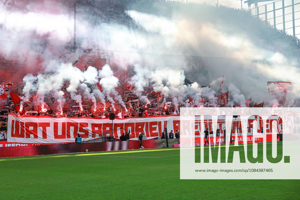 1 Bundesliga 26 27 1 FC Cologne vs. Borussia Mönchengladbach on October 11, 2026, at the RheinEnergieSTADION in Cologne. The Cologne fans in the South Stand set off pyrotechnics. MH