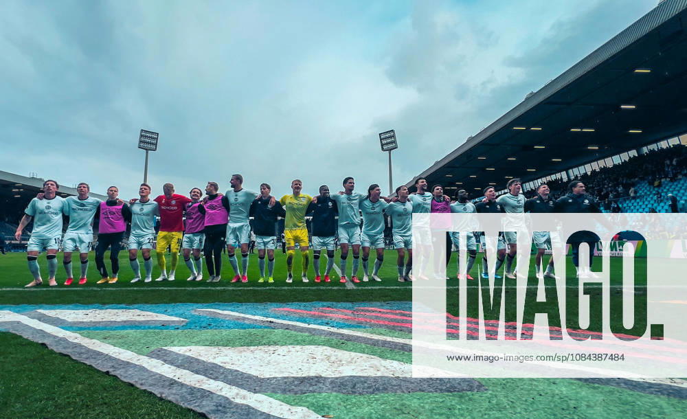 Germany Soccer 2. Bundesliga 2026–2027, Matchday 7: VfL Bochum vs. Arminia Bielefeld at Vonovia Ruhrstadion in Bochum—celebrations, team photo, wide shot of Arminia Bielefeld and Bochum at Vonovia Ruhrstadion, Germany