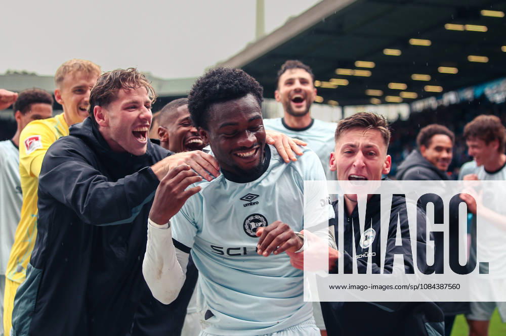 Germany Soccer 2. Bundesliga 2026–2027, Matchday 7: VfL Bochum vs. Arminia Bielefeld, Vonovia Ruhrstadion, Bochum; Benjamin Boakye of Arminia Bielefeld celebrates a goal; 27, Bochum, Vonovia Ruhrstadion, Germany