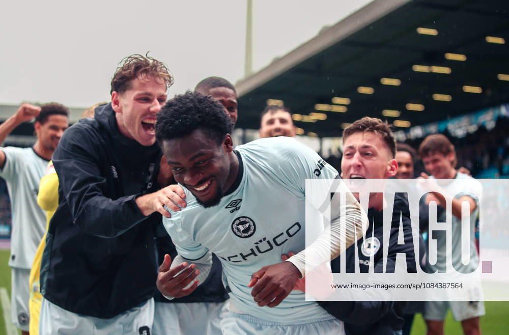 Germany Soccer 2. Bundesliga 2026–2027, Matchday 7: VfL Bochum vs. Arminia Bielefeld, Vonovia Ruhrstadion, Bochum; Benjamin Boakye of Arminia Bielefeld celebrates a goal; 27, Bochum, Vonovia Ruhrstadion, Germany