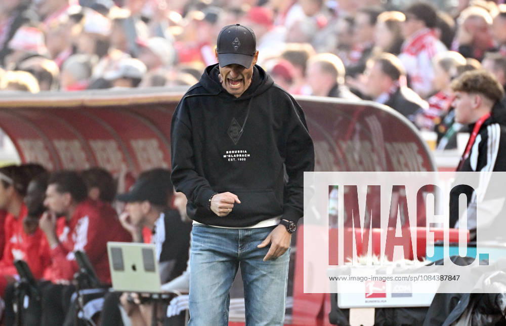 Cologne, Germany, Bundesliga 1, Matchday 5, Rhein Energie Stadium Cologne, 1. FC Köln vs. Borussia Mönchengladbach; Head Coach Alexander Blessin (BMG)