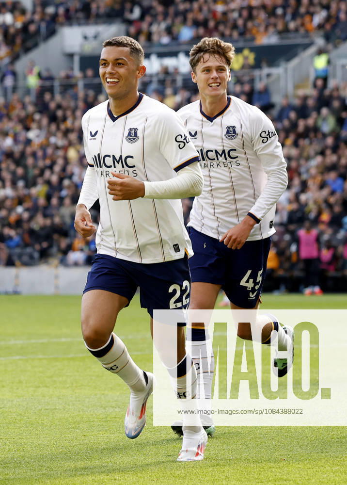 Kingston upon Hull, England, 11th October 2026. Brennan Johnson of Everton celebrates scoring before it is ruled out for offside during the Hull City vs Everton Premier League match at the MKM Stadium, Kingston upon Hull. Picture credit should read: Cody Froggatt Sportimage . SPI_031_CF_HULL_CITY_EVERTON SPI-5062-0032