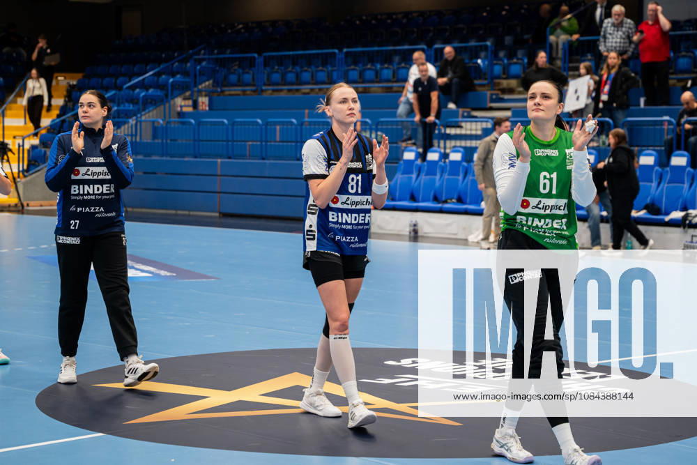 HSG Blomberg Lippe GER vs. Odense Handbold DEN, Handball, EHF Champions League Women, Group Stage, October 11, 2026, 2026–2027 Season, Lemgo’s Karolina Jurenczyk of HSG Blomberg Lippe, 81, thanks the fans at the Lemgo Phoenix Contact Arena in Germany