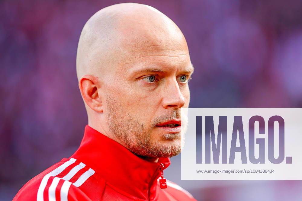 Soccer, Bundesliga, 1. FC Köln vs. Borussia Mönchengladbach, RheinEnergieSTADION, Matchday 5, 2026–2027 season, Rene Wagner, 1. FC Köln coach, being interviewed. DFB regulations prohibit any use of photographs as image sequences and or quasi-video. Photo: WilkowskixPressefotoKochx, North Rhine-Westphalia, Germany