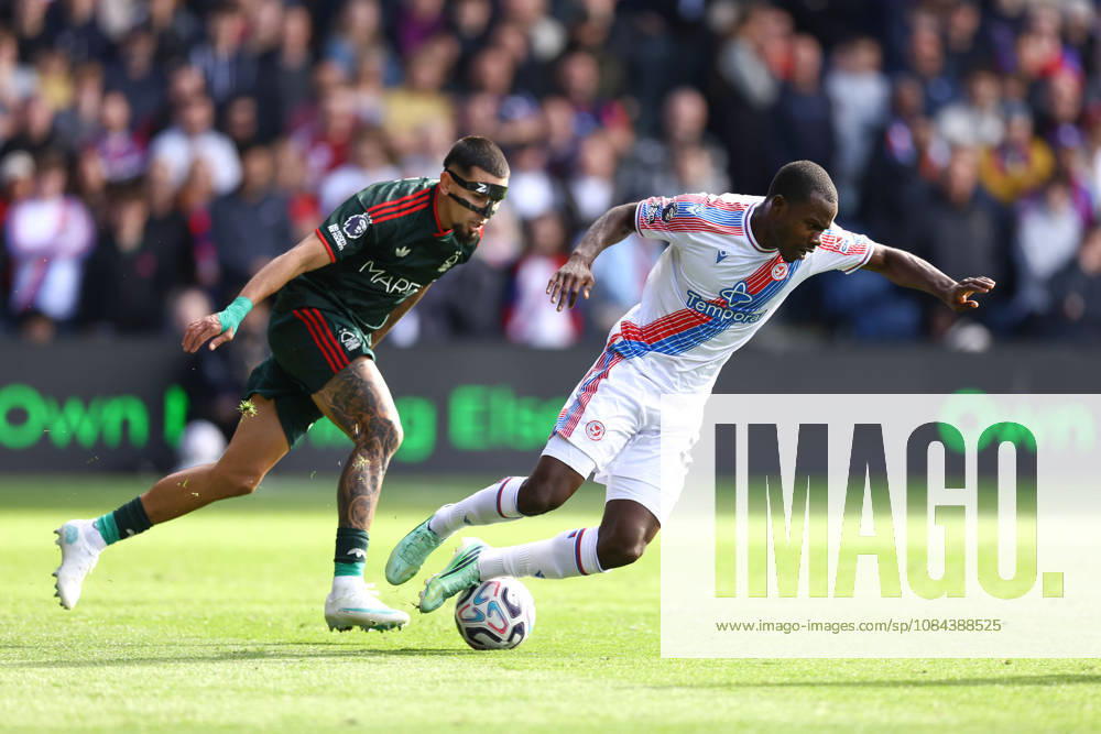 Crystal Palace gegen Nottingham Forest, 11. Oktober 2026, London, Premier League, Fußball: Crystal Palace gegen Nottingham Forest – Daniel Munoz von Nottingham Forest und Tyrick Mitchell von Crystal Palace. Foto: Jacques Feeney, Abseits, London, Großbritannien