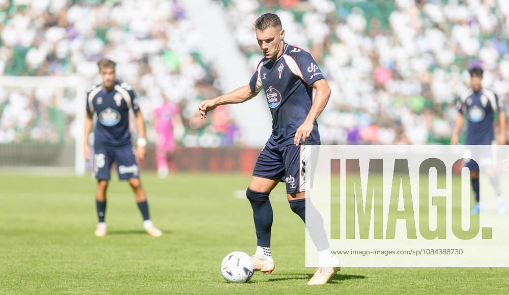 ESP LaLiga EA Sports Elche CF vs. Celta Vigo Ferran Jutgla of Celta during the LaLiga EA Sports match between Elche CF and Celta Vigo played at Martinez Valero Stadium in Elche on October 11, 2026, in Spain. Spanish Soccer