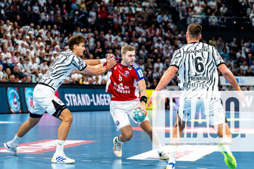Opel HBL Handball, THW Kiel vs. Handball Club Hamburg: Julian Köster (Kiel), 7; Oliver Norlyk (Handball Club Hamburg), 5; Harald Reinkind (Kiel), 6; Kiel