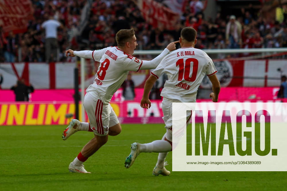 GER, Soccer, Men s, Bundesliga, 1. Bundesliga, 2026–2027 Season, 1. FC Köln vs. VfL Borussia Mönchengladbach, Ósak Johannesson (KOE), celebrating a goal, cheering with his team after scoring the 1–0 goal