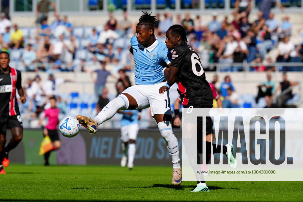 SS Lazio v AC Monza - Serie A Enilive Tijjani Noslin of SS Lazio and Eddy Kouadio of AC Monza compete for the ball during the Serie A Enilive match between SS Lazio and AC Monza at Olympic Stadium on October 11, 2026 in Rome, Italy. Rome Olympic Stadium Lazio Italy