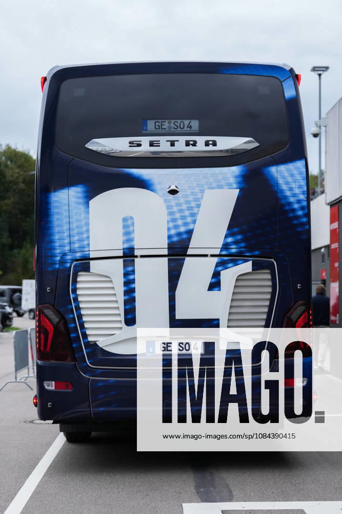 1 Bundesliga: SC Freiburg vs. FC Schalke 04, October 11, 2026—FC Schalke 04 bus in front of the Europa-Park Stadium. 1 Bundesliga: SC Freiburg vs. FC Schalke 04, Europa-Park Stadium, October 11, 2026 DFB and DFL regulations prohibit any use of photographs as image sequences and or quasi-video.