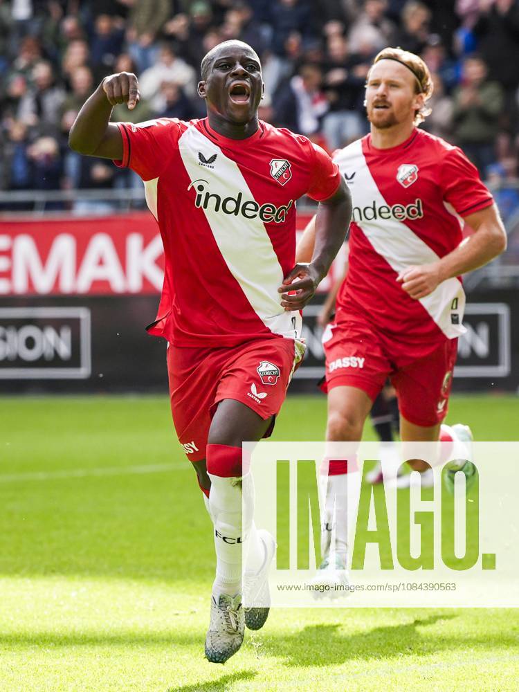 UTRECHT - Yoann Cathline of FC Utrecht celebrates the 1-0 during the Dutch Eredivisie match between FC Utrecht and Willem II at Galgenwaard Stadium on October 11, 2026, in Utrecht, the Netherlands. TOBIAS KLEUVER ANP Eredivisie 2026 27 ANPxSportx IVx 572135970 originalFilename: 572135970