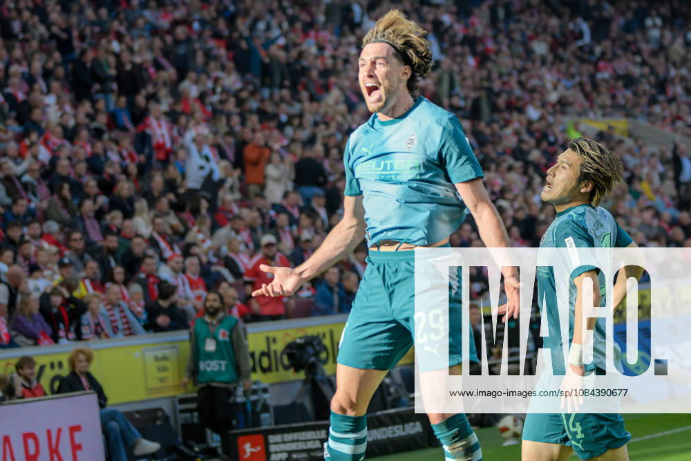 Joe Scally of Mönchengladbach 29 celebrates after scoring the goal on 1 1 11 10 2026 ¢ Soccer ¢ 1. FC Köln vs. Borussia Mönchengladbach, RheinEnergieStadion, Cologne, DFB and DFL regulations prohibit any use of photographs as image sequences and or quasi-video. NRW, Germany