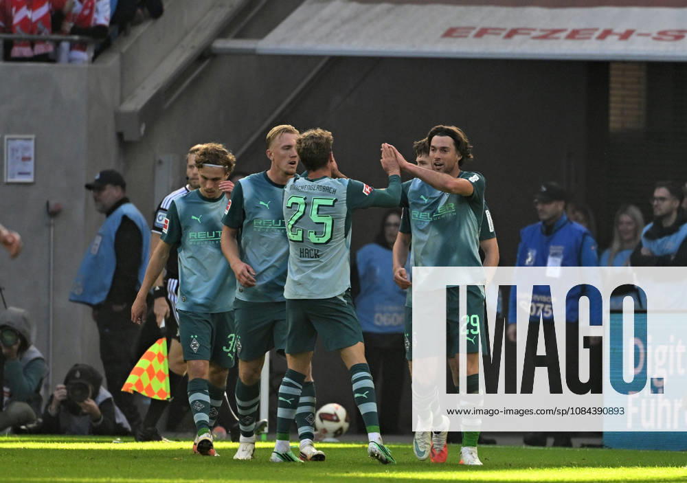 Cologne Soccer, Men s, 2026–2027 Season, 1. FC Cologne vs. Borussia Mönchengladbach: Gladbach celebrates after scoring the 1–1 goal (right); goal scorer Joe Scally; Gladbach player Robin Hack claps, 25. DFL regulations prohibit any use of photographs as image sequences and or quasi-video. Rhein Energie Stadium, North Rhine-Westphalia, Germany