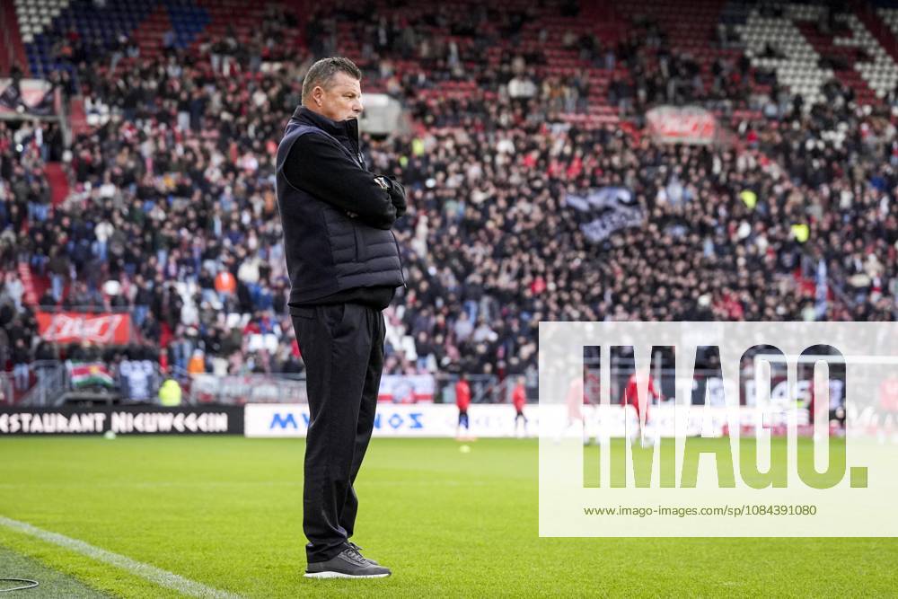 UTRECHT - Willem II Coach John Stegeman during the Dutch Eredivisie match between FC Utrecht and Willem II at Galgenwaard Stadium on October 11, 2026 in Utrecht, the Netherlands. TOBIAS KLEUVER ANP Eredivisie 2026 27 ANPxSportx IVx 572136169 originalFilename: 572136169