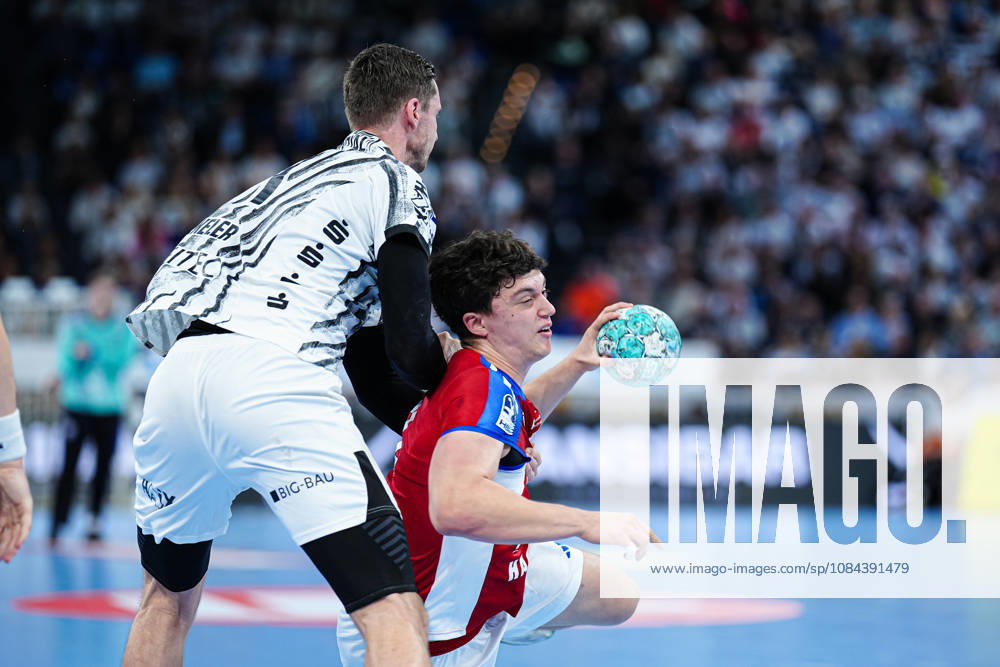 Hendrik Pekeler, THW Kiel, 61; Toma Gadza, Handball Club Hamburg, 02 GER; THW Kiel vs. Handball Club Hamburg, Handball, 1st Bundesliga, Matchday 8, 2026–2027 Season, October 11, 2026 GER, THW Kiel vs. Handball Club Hamburg, Handball, 1st Bundesliga, Matchday 8, 2026–2027 season, October 11, 2026 Kiel