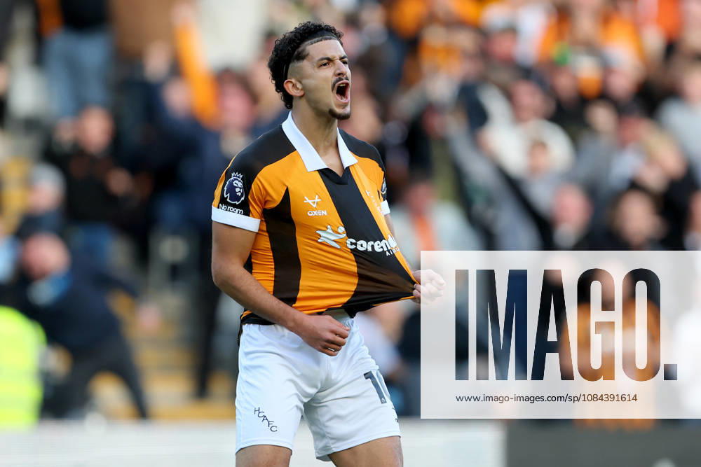 Hull City v Everton - Premier League 2026 27 Mohamed Belloumi of Hull City celebrates equalizing goal during the Premier League 2026 27 match between Hull City and Everton at MKM Stadium on October 11, 2026 in Hull, United Kingdom. WARNING! This Photograph May Only Be Used For Newspaper And Or Magazine Editorial Purposes. May Not Be Used For Publications Involving 1 player, 1 Club Or 1 Competition Without Written Authorisation From Football DataCo Ltd. For Any Queries, Please Contact Football DataCo Ltd on +44 (0) 207 864 9121 Hull MKM Stadium England United Kingdom