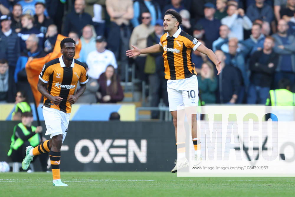 11th October 2026; MKM Stadium, Hull, England; Premier League Football, Hull City versus Everton; Mohamed Belloumi of Hull City celebrates his equaliser DavexLofthouse