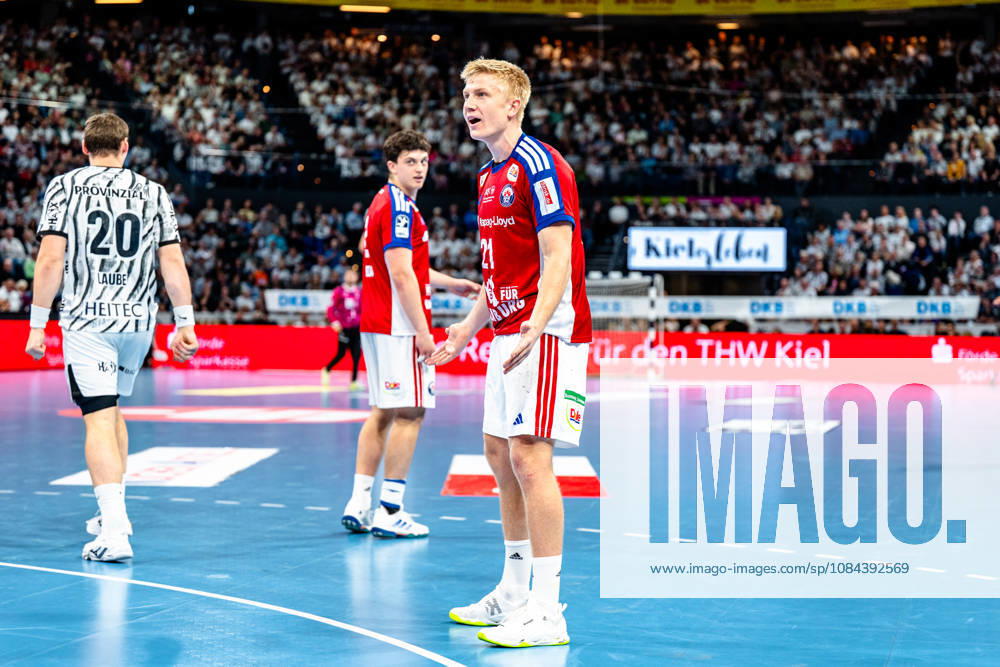 Opel HBL Handball, THW Kiel vs. Handball Club Hamburg, Frederik Bo Andersen (Handball Club Hamburg), 21 Protests, complains, grumbles, complains Kiel