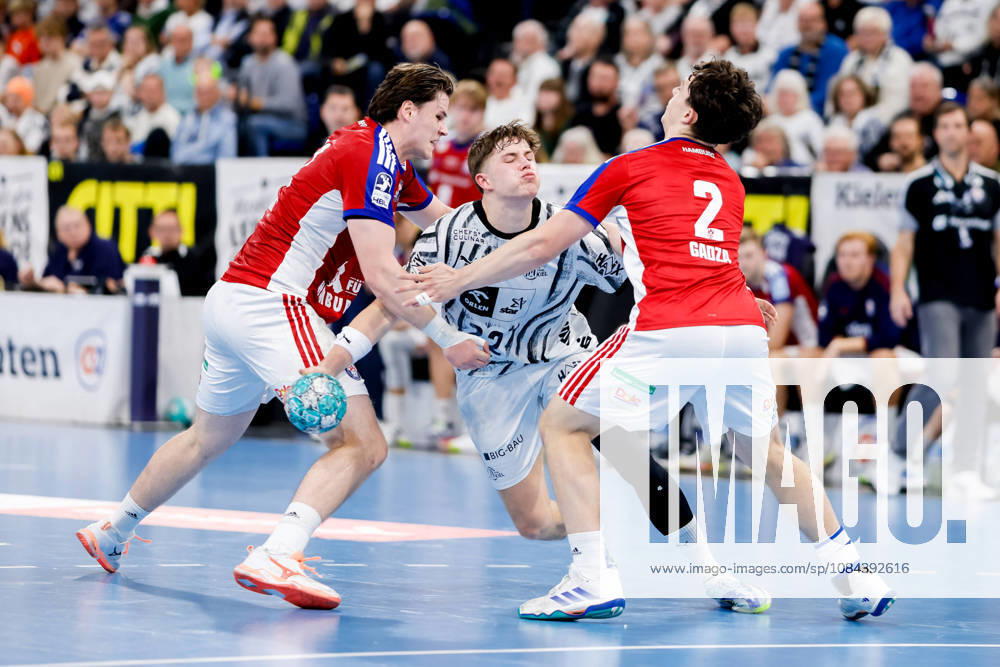 Kiel, October 11, 2026; Handball, 2026–27 Bundesliga 1, THW Kiel vs. Handball Club Hamburg; Jan Christian Schmidt (HC Hamburg), 42; Rasmus Ankermann (THW Kiel), 22; Toma Gadza (HC Hamburg), 2