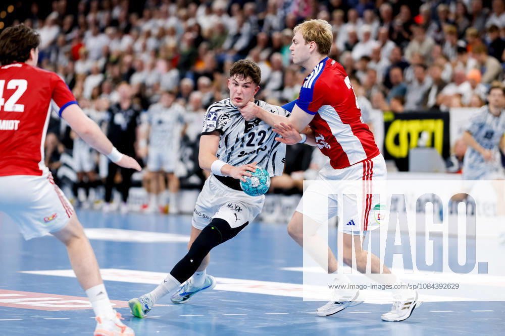 Kiel, October 11, 2026; Handball, 2026–27 Bundesliga 1, THW Kiel vs. Handball Club Hamburg; Rasmus Ankermann (THW Kiel, 22), Einar Olafsson (HC Hamburg, 23)
