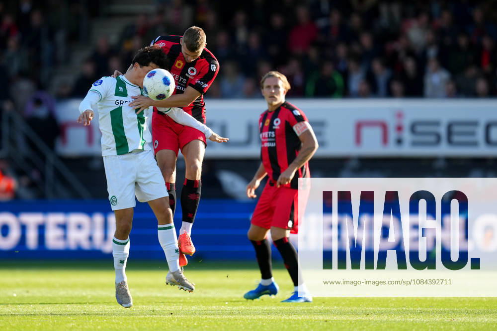 Eredivisie: Excelsior Rotterdam v FC Groningen Rotterdam - Rick Meissen of Excelsior Rotterdam duels for the ball with Thom van Bergen of FC Groningen during the eight competition round of the 2026 2027 Eredivisie season. The match is set between Excelsior Rotterdam and FC Groningen at Stadion Woudestein on 11 October 2026 in Rotterdam, Netherlands. (Hero Images Yannick Verhoeven)