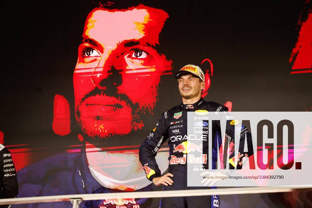 VERSTAPPEN Max (NLD), Red Bull Racing Ford RB22, portrait, Singapore 2026 81 PIASTRI Oscar (USA), McLaren F1 Team MCL40, action 01 NORRIS Lando (GBR), McLaren F1 Team MCL40, action, Singapore 2026, Singapore