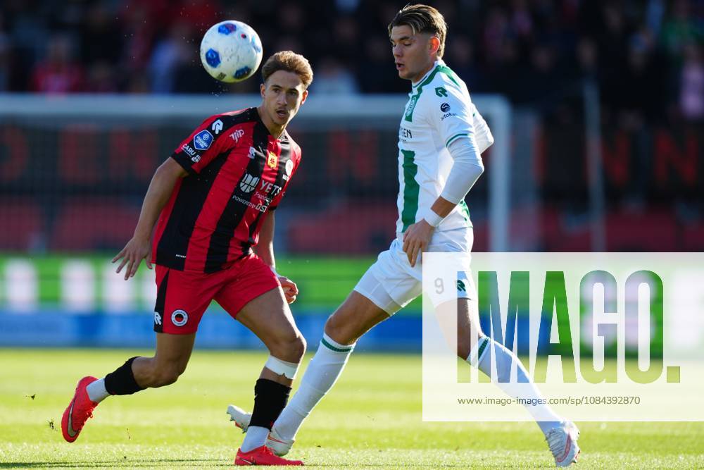 , Stadium Woudestein , season 2026 2027 , Dutch Eredivisie football , match between Excelsior Rotterdam and FC Groningen , picture shows Excelsior Rotterdam Player Lennard Hartjes , FC Groningen Player Brynjolfur Willumsson Excelsior - Groningen x208171253x