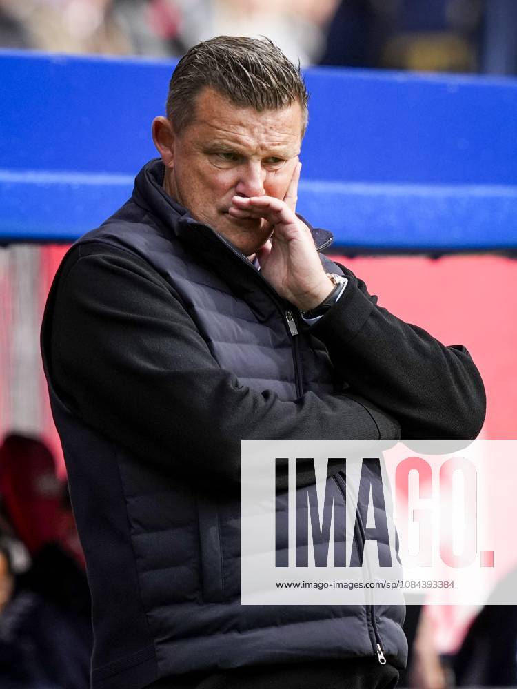 UTRECHT - Willem II Coach John Stegeman during the Dutch Eredivisie match between FC Utrecht and Willem II at Galgenwaard Stadium on October 11, 2026 in Utrecht, the Netherlands. TOBIAS KLEUVER ANP Eredivisie 2026 27 ANPxSportx IVx 572138761 originalFilename: 572138761