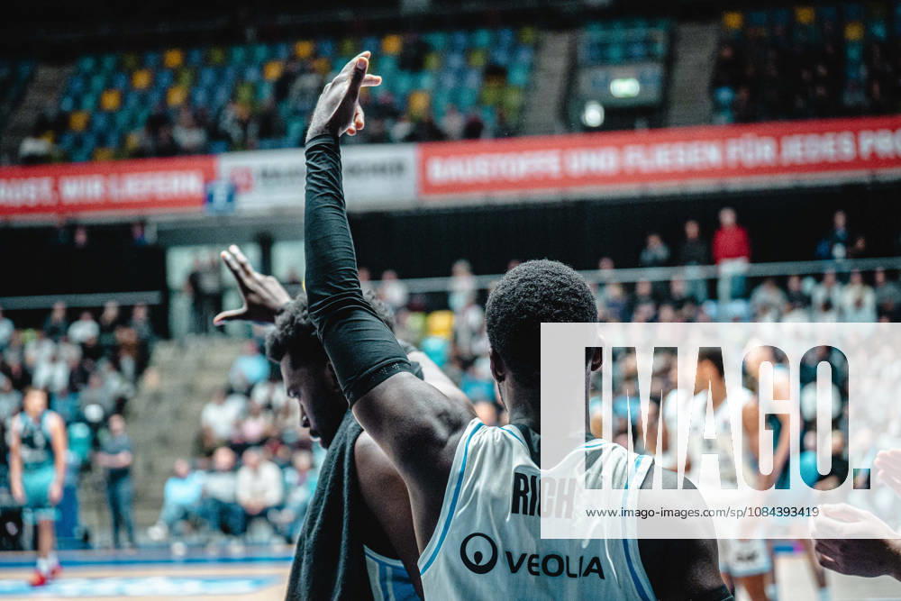 Basketball easyCredit BBL Bundesliga, Frankfurt Skyliners vs. Veolia Towers Hamburg, Rich Igbineweka, Veolia Towers Hamburg, Frankfurt am Main
