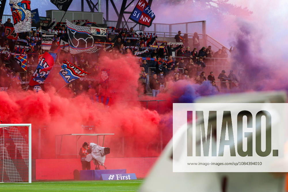 Soccer Liechtenstein Brack Super League 2026–2027, Matchday 10, October 11, 2026, 4:30 p.m. FC Vaduz vs. FC Basel 1893 Rheinpark Stadium, Vaduz, Liechtenstein Colored smoke flares from the Basel fans at the Rheinpark Stadium in Vaduz, Liechtenstein